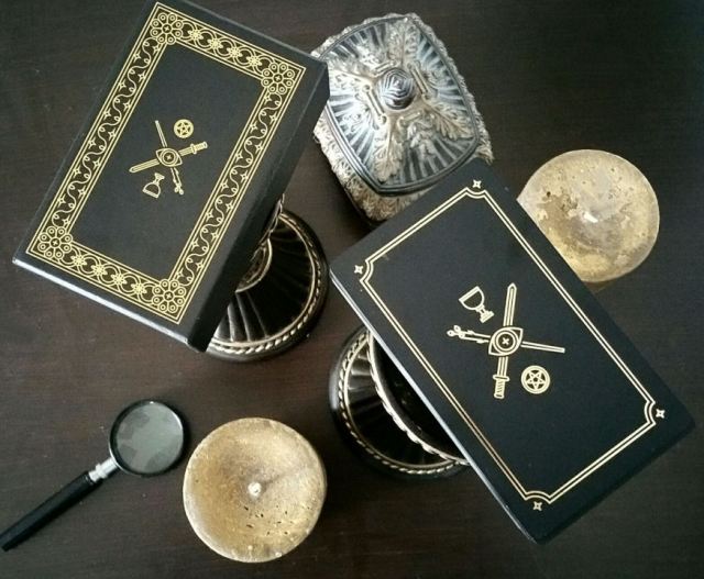 golden-thread-tarot-tina-gong-04