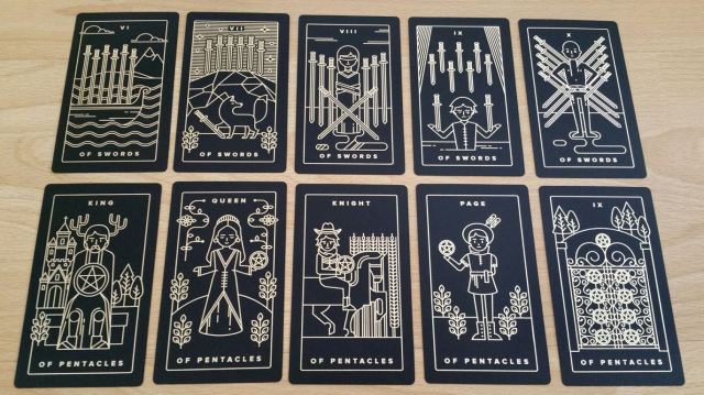 golden-thread-tarot-tina-gong-12