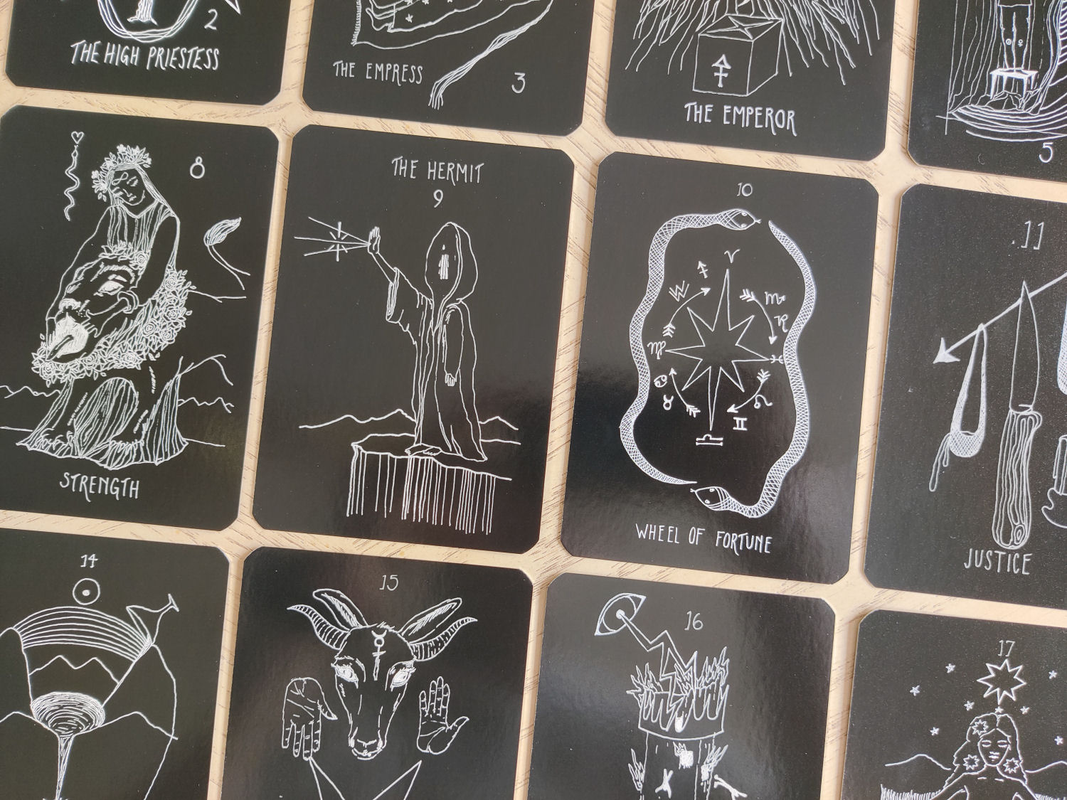 Wanderer's Tarot by Casey Zabala | benebell wen